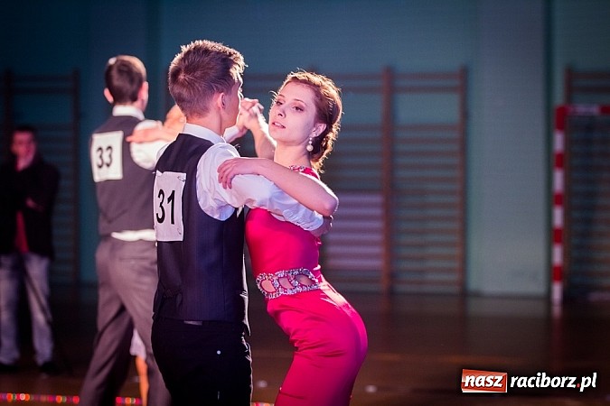 Zdjęcie w galerii na portalu naszraciborz.pl: IX Karnawałowa Rewia Tańca w Arenie Rafako wiadomości z regionu