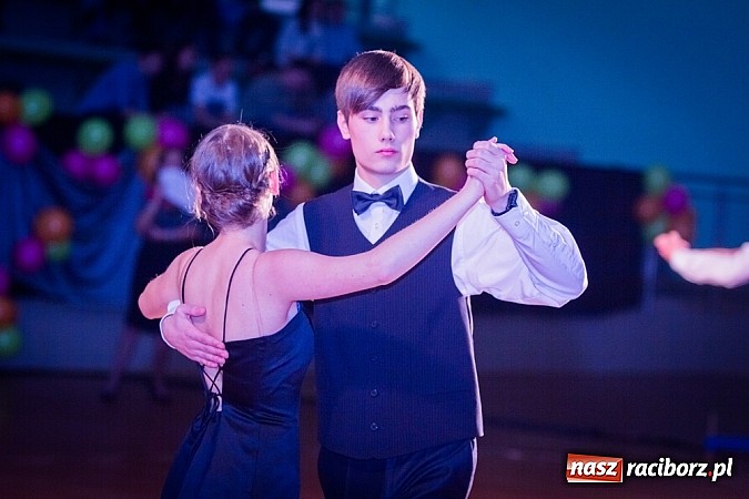 Zdjęcie w galerii na portalu naszraciborz.pl: IX Karnawałowa Rewia Tańca w Arenie Rafako wiadomości z regionu