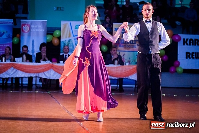 Zdjęcie w galerii na portalu naszraciborz.pl: IX Karnawałowa Rewia Tańca w Arenie Rafako wiadomości z regionu