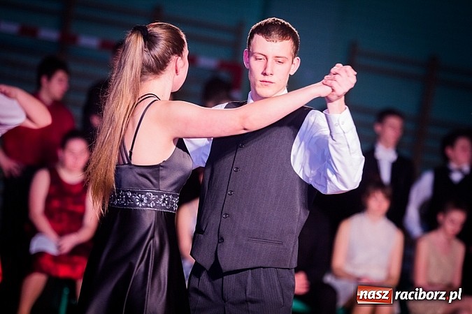 Zdjęcie w galerii na portalu naszraciborz.pl: IX Karnawałowa Rewia Tańca w Arenie Rafako wiadomości z regionu