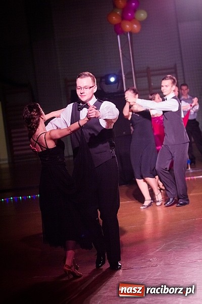 Zdjęcie w galerii na portalu naszraciborz.pl: IX Karnawałowa Rewia Tańca w Arenie Rafako wiadomości z regionu