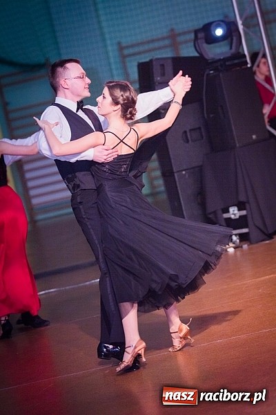 Zdjęcie w galerii na portalu naszraciborz.pl: IX Karnawałowa Rewia Tańca w Arenie Rafako wiadomości z regionu