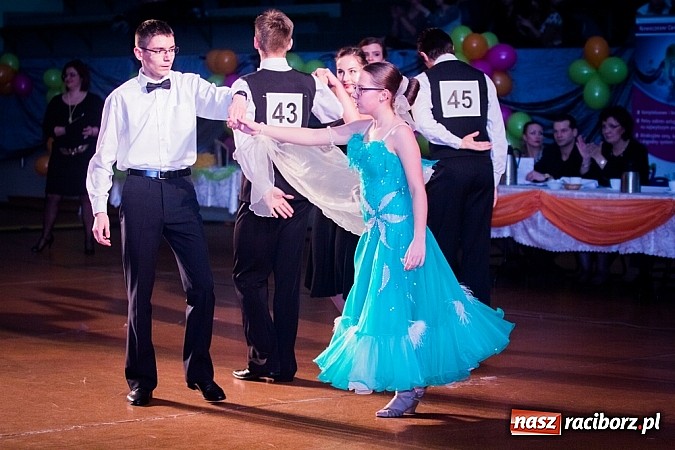 Zdjęcie w galerii na portalu naszraciborz.pl: IX Karnawałowa Rewia Tańca w Arenie Rafako wiadomości z regionu
