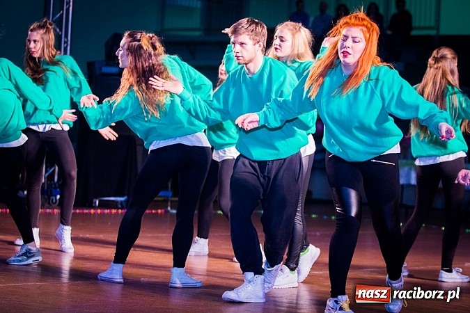 Zdjęcie w galerii na portalu naszraciborz.pl: IX Karnawałowa Rewia Tańca w Arenie Rafako wiadomości z regionu