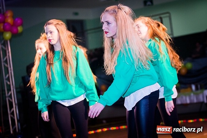 Zdjęcie w galerii na portalu naszraciborz.pl: IX Karnawałowa Rewia Tańca w Arenie Rafako wiadomości z regionu