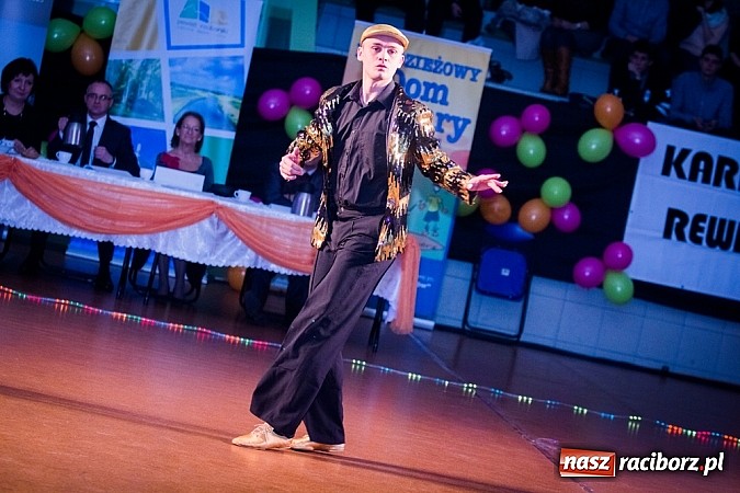 Zdjęcie w galerii na portalu naszraciborz.pl: IX Karnawałowa Rewia Tańca w Arenie Rafako wiadomości z regionu