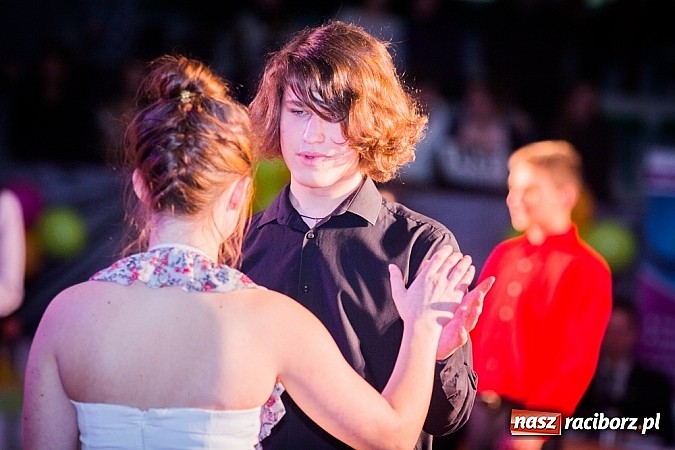 Zdjęcie w galerii na portalu naszraciborz.pl: IX Karnawałowa Rewia Tańca w Arenie Rafako wiadomości z regionu