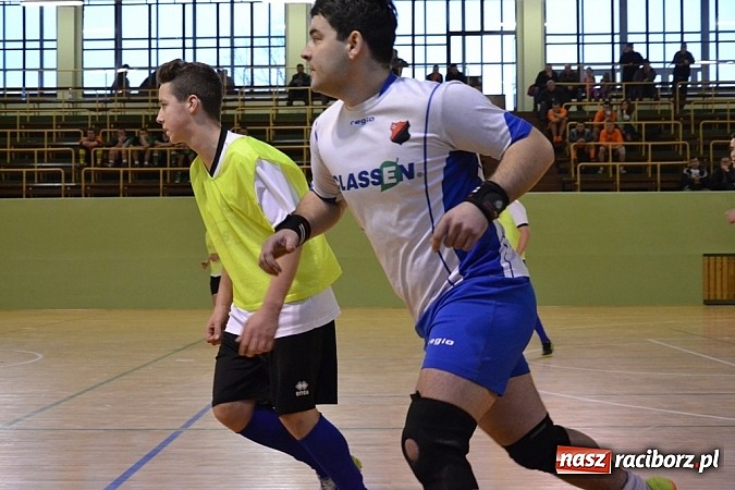 Zdjęcie w galerii na portalu naszraciborz.pl: Stal II odporna na Płomienie z Kobyli wiadomości z regionu