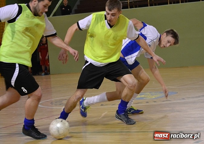 Zdjęcie w galerii na portalu naszraciborz.pl: Stal II odporna na Płomienie z Kobyli wiadomości z regionu