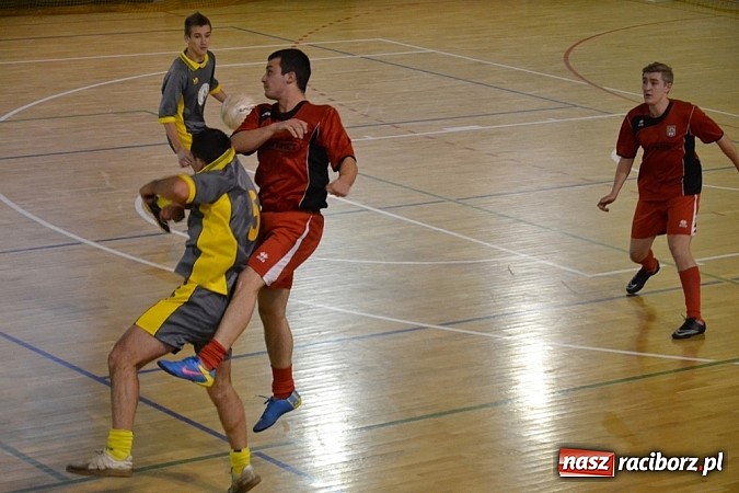 Zdjęcie w galerii na portalu naszraciborz.pl: Stal II odporna na Płomienie z Kobyli wiadomości z regionu