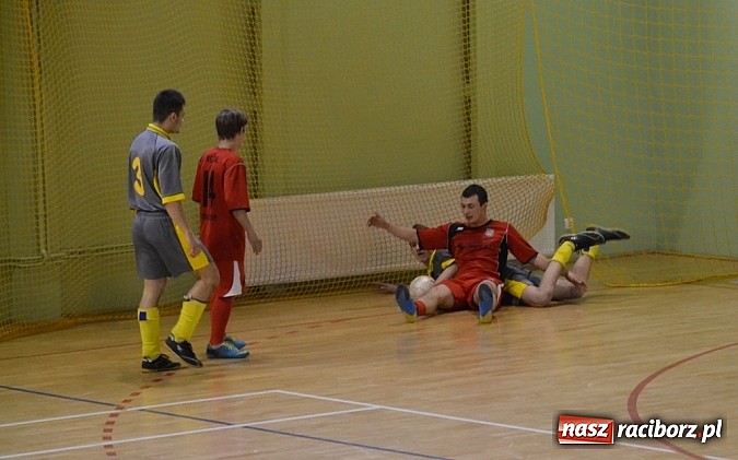 Zdjęcie w galerii na portalu naszraciborz.pl: Stal II odporna na Płomienie z Kobyli wiadomości z regionu