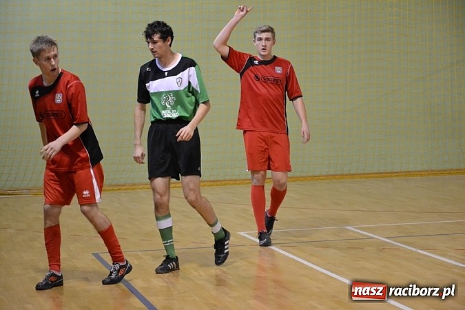 Zdjęcie w galerii na portalu naszraciborz.pl: Stal II odporna na Płomienie z Kobyli wiadomości z regionu