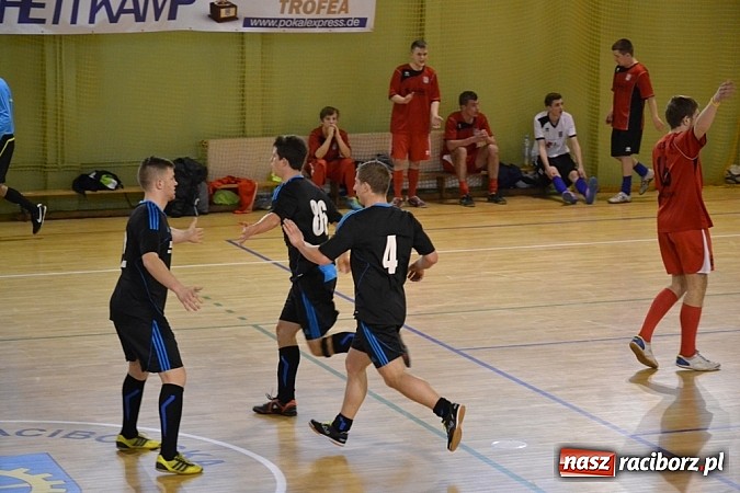 Zdjęcie w galerii na portalu naszraciborz.pl: Stal II odporna na Płomienie z Kobyli wiadomości z regionu