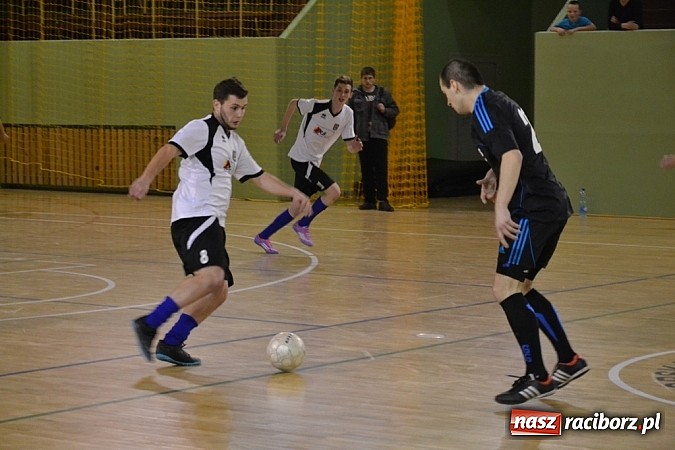 Zdjęcie w galerii na portalu naszraciborz.pl: Stal II odporna na Płomienie z Kobyli wiadomości z regionu