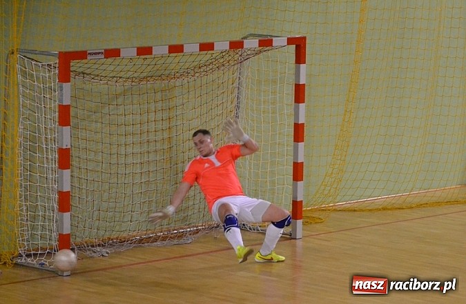 Zdjęcie w galerii na portalu naszraciborz.pl: Stal II odporna na Płomienie z Kobyli wiadomości z regionu