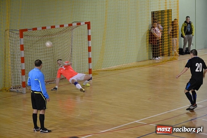 Zdjęcie w galerii na portalu naszraciborz.pl: Stal II odporna na Płomienie z Kobyli wiadomości z regionu