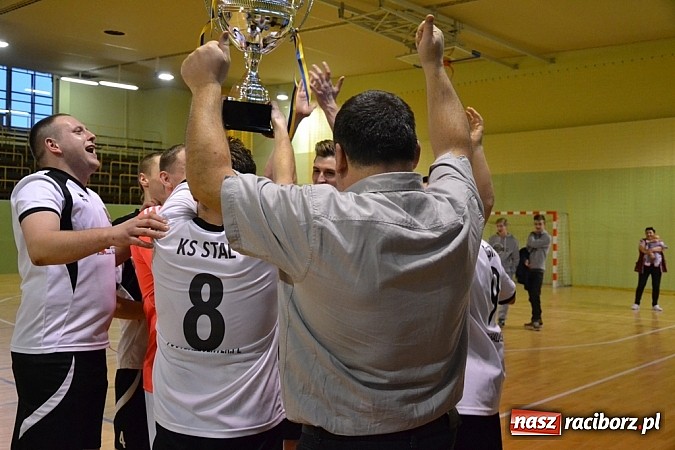 Zdjęcie w galerii na portalu naszraciborz.pl: Stal II odporna na Płomienie z Kobyli wiadomości z regionu