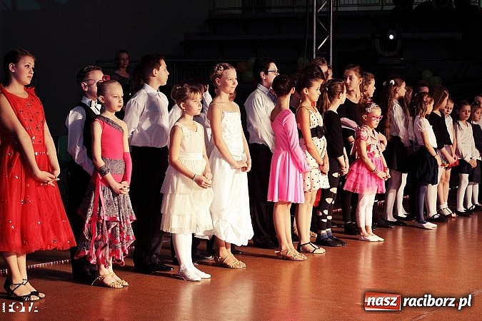 Zdjęcie w galerii na portalu naszraciborz.pl: IX Karnawałowa Rewia Tańca w Arenie Rafako - najmłodsi pokazali swój kunszt na parkiecie wiadomości z regionu