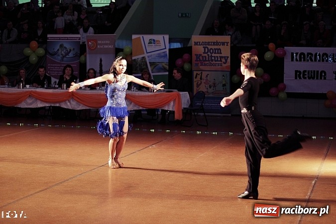 Zdjęcie w galerii na portalu naszraciborz.pl: IX Karnawałowa Rewia Tańca w Arenie Rafako - najmłodsi pokazali swój kunszt na parkiecie wiadomości z regionu