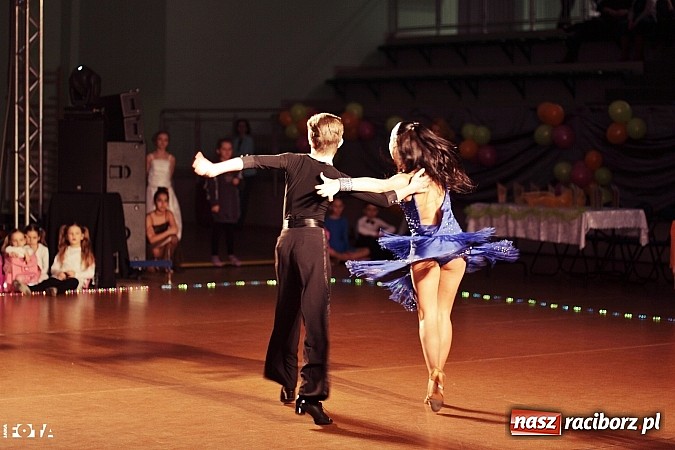 Zdjęcie w galerii na portalu naszraciborz.pl: IX Karnawałowa Rewia Tańca w Arenie Rafako - najmłodsi pokazali swój kunszt na parkiecie wiadomości z regionu