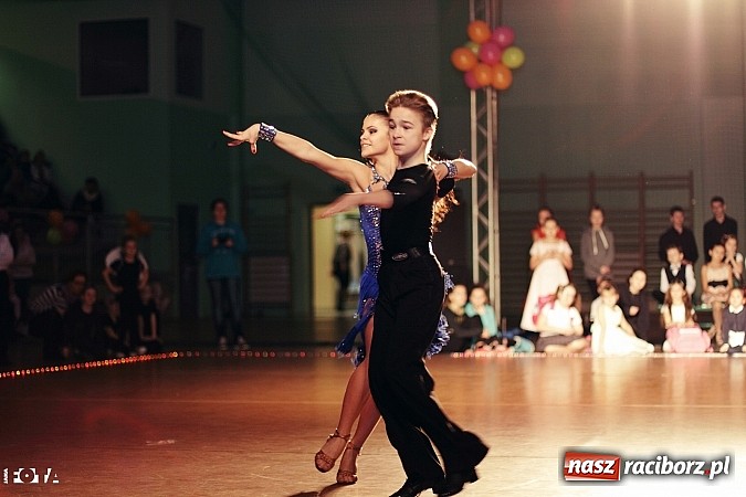 Zdjęcie w galerii na portalu naszraciborz.pl: IX Karnawałowa Rewia Tańca w Arenie Rafako - najmłodsi pokazali swój kunszt na parkiecie wiadomości z regionu