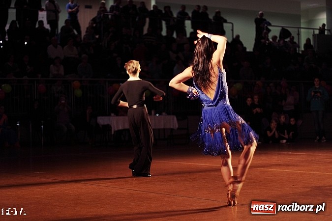 Zdjęcie w galerii na portalu naszraciborz.pl: IX Karnawałowa Rewia Tańca w Arenie Rafako - najmłodsi pokazali swój kunszt na parkiecie wiadomości z regionu