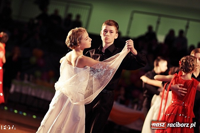 Zdjęcie w galerii na portalu naszraciborz.pl: IX Karnawałowa Rewia Tańca w Arenie Rafako - najmłodsi pokazali swój kunszt na parkiecie wiadomości z regionu