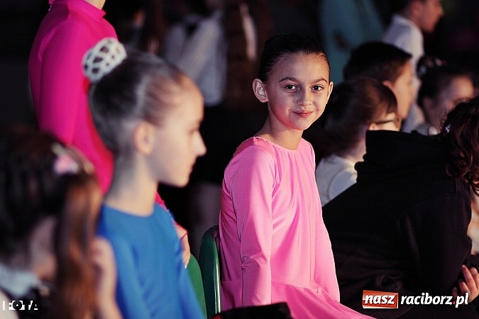 Zdjęcie w galerii na portalu naszraciborz.pl: IX Karnawałowa Rewia Tańca w Arenie Rafako - najmłodsi pokazali swój kunszt na parkiecie wiadomości z regionu