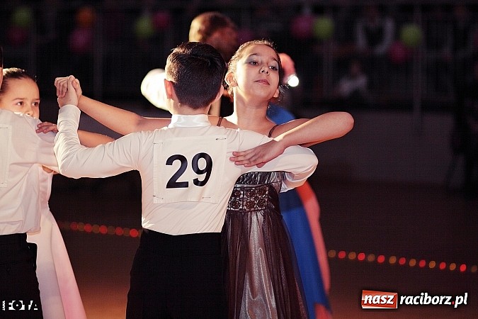 Zdjęcie w galerii na portalu naszraciborz.pl: IX Karnawałowa Rewia Tańca w Arenie Rafako - najmłodsi pokazali swój kunszt na parkiecie wiadomości z regionu