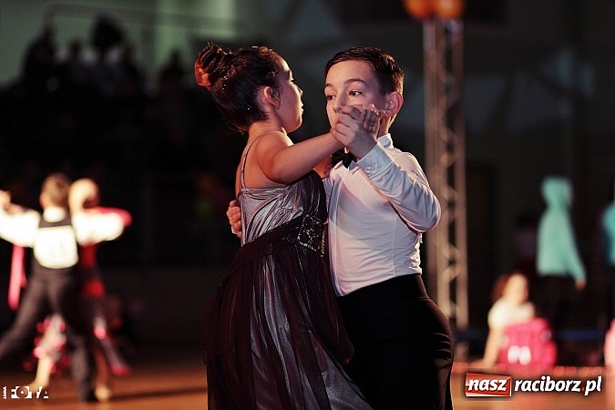 Zdjęcie w galerii na portalu naszraciborz.pl: IX Karnawałowa Rewia Tańca w Arenie Rafako - najmłodsi pokazali swój kunszt na parkiecie wiadomości z regionu