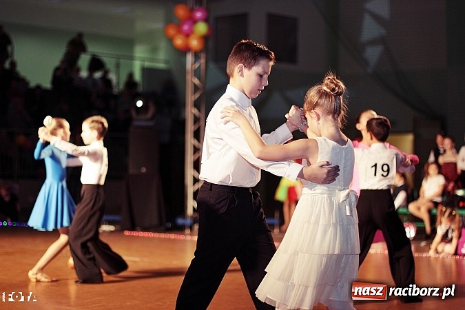 Zdjęcie w galerii na portalu naszraciborz.pl: IX Karnawałowa Rewia Tańca w Arenie Rafako - najmłodsi pokazali swój kunszt na parkiecie wiadomości z regionu