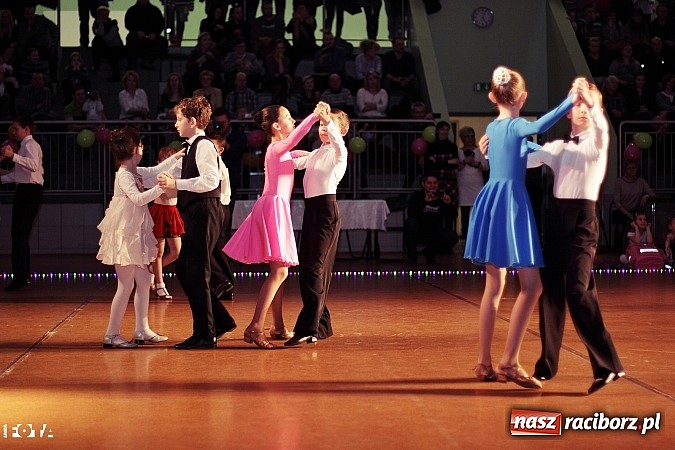 Zdjęcie w galerii na portalu naszraciborz.pl: IX Karnawałowa Rewia Tańca w Arenie Rafako - najmłodsi pokazali swój kunszt na parkiecie wiadomości z regionu