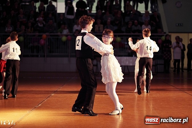 Zdjęcie w galerii na portalu naszraciborz.pl: IX Karnawałowa Rewia Tańca w Arenie Rafako - najmłodsi pokazali swój kunszt na parkiecie wiadomości z regionu