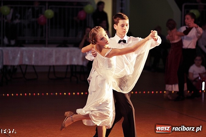 Zdjęcie w galerii na portalu naszraciborz.pl: IX Karnawałowa Rewia Tańca w Arenie Rafako - najmłodsi pokazali swój kunszt na parkiecie wiadomości z regionu