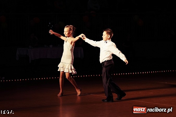 Zdjęcie w galerii na portalu naszraciborz.pl: IX Karnawałowa Rewia Tańca w Arenie Rafako - najmłodsi pokazali swój kunszt na parkiecie wiadomości z regionu
