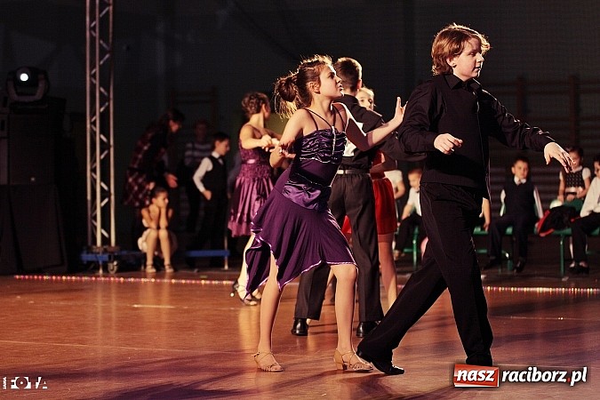 Zdjęcie w galerii na portalu naszraciborz.pl: IX Karnawałowa Rewia Tańca w Arenie Rafako - najmłodsi pokazali swój kunszt na parkiecie wiadomości z regionu
