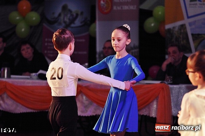 Zdjęcie w galerii na portalu naszraciborz.pl: IX Karnawałowa Rewia Tańca w Arenie Rafako - najmłodsi pokazali swój kunszt na parkiecie wiadomości z regionu