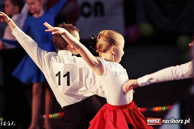 Zdjęcie w galerii na portalu naszraciborz.pl: IX Karnawałowa Rewia Tańca w Arenie Rafako - najmłodsi pokazali swój kunszt na parkiecie wiadomości z regionu