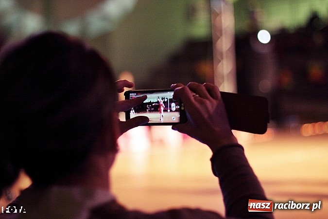 Zdjęcie w galerii na portalu naszraciborz.pl: IX Karnawałowa Rewia Tańca w Arenie Rafako - najmłodsi pokazali swój kunszt na parkiecie wiadomości z regionu