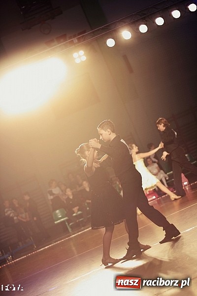 Zdjęcie w galerii na portalu naszraciborz.pl: IX Karnawałowa Rewia Tańca w Arenie Rafako - najmłodsi pokazali swój kunszt na parkiecie wiadomości z regionu
