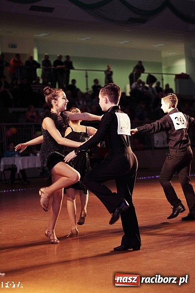 Zdjęcie w galerii na portalu naszraciborz.pl: IX Karnawałowa Rewia Tańca w Arenie Rafako - najmłodsi pokazali swój kunszt na parkiecie wiadomości z regionu