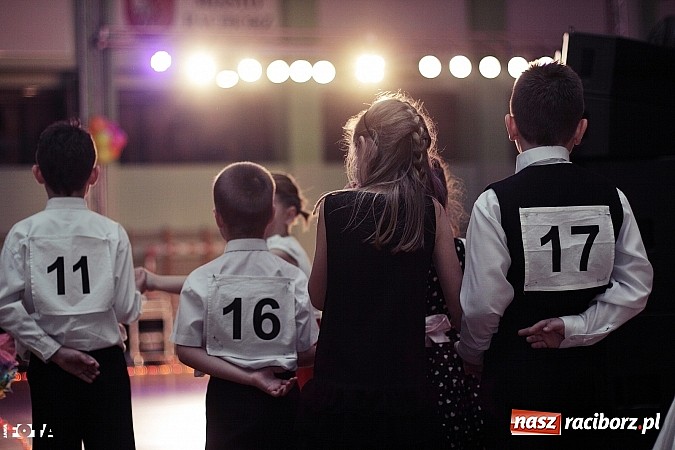 Zdjęcie w galerii na portalu naszraciborz.pl: IX Karnawałowa Rewia Tańca w Arenie Rafako - najmłodsi pokazali swój kunszt na parkiecie wiadomości z regionu