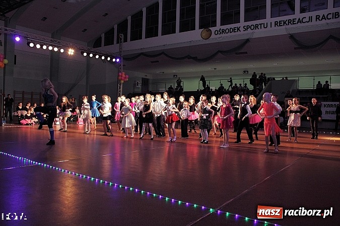 Zdjęcie w galerii na portalu naszraciborz.pl: IX Karnawałowa Rewia Tańca w Arenie Rafako - najmłodsi pokazali swój kunszt na parkiecie wiadomości z regionu