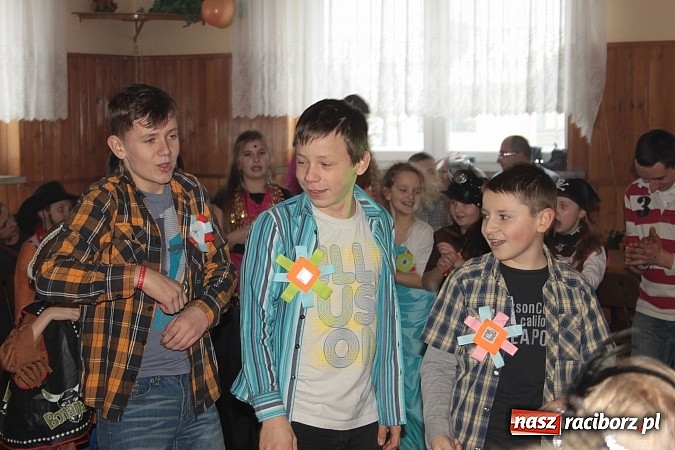 Zdjęcie w galerii na portalu naszraciborz.pl: Doroczny bal przebierańców w Wojnowicach wiadomości z regionu