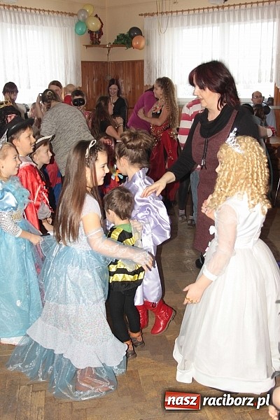 Zdjęcie w galerii na portalu naszraciborz.pl: Doroczny bal przebierańców w Wojnowicach wiadomości z regionu