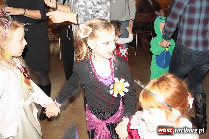 Zdjęcie w galerii na portalu naszraciborz.pl: Doroczny bal przebierańców w Wojnowicach wiadomości z regionu