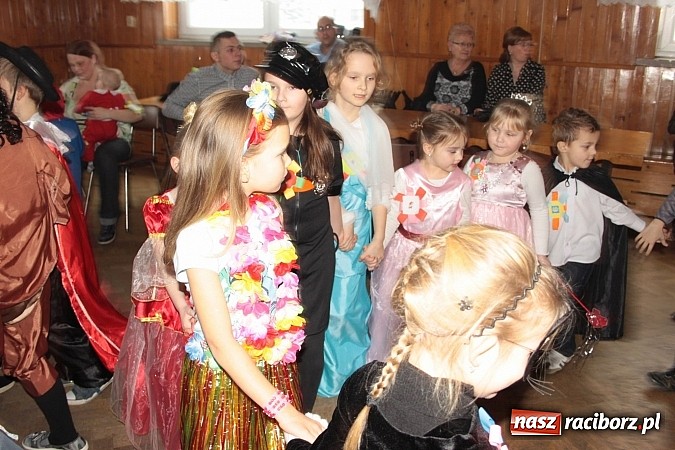 Zdjęcie w galerii na portalu naszraciborz.pl: Doroczny bal przebierańców w Wojnowicach wiadomości z regionu