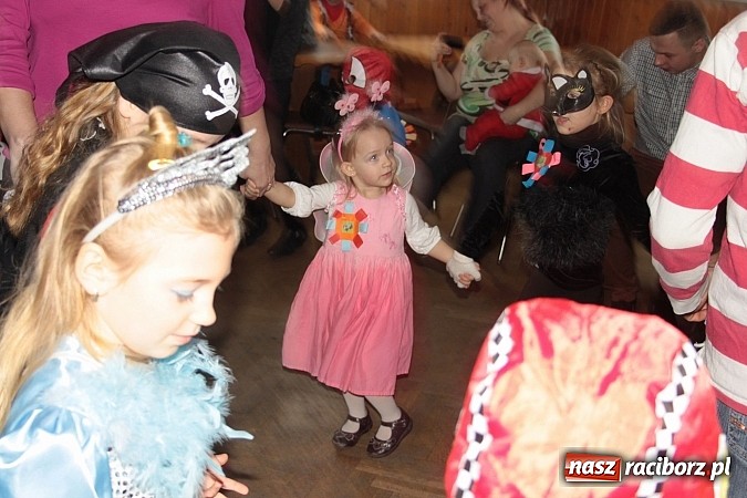 Zdjęcie w galerii na portalu naszraciborz.pl: Doroczny bal przebierańców w Wojnowicach wiadomości z regionu
