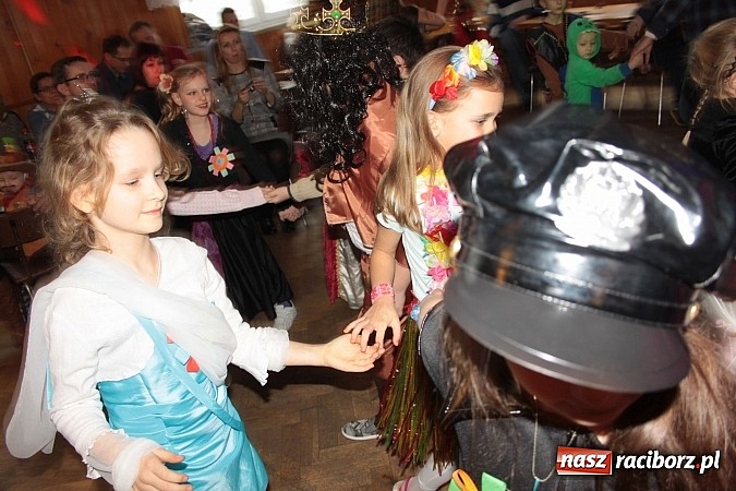 Zdjęcie w galerii na portalu naszraciborz.pl: Doroczny bal przebierańców w Wojnowicach wiadomości z regionu