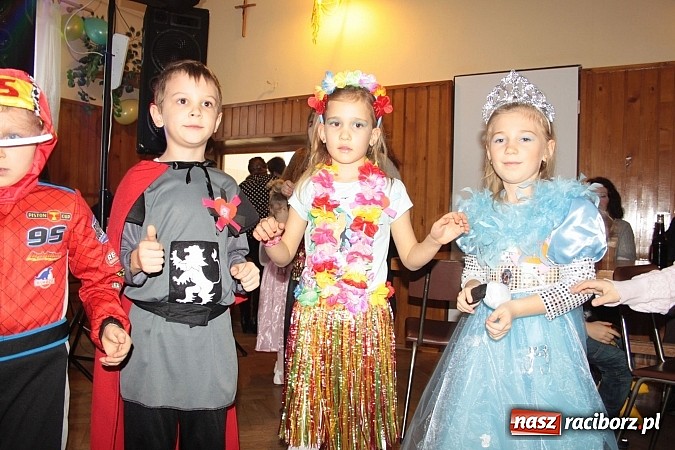 Zdjęcie w galerii na portalu naszraciborz.pl: Doroczny bal przebierańców w Wojnowicach wiadomości z regionu